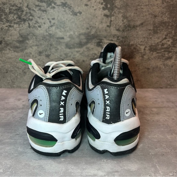 Nike Air Max Tailwind 4 'Wolf Grey Green' Sneakers Womens sz 7.5 - grey/green - Picture 4 of 6